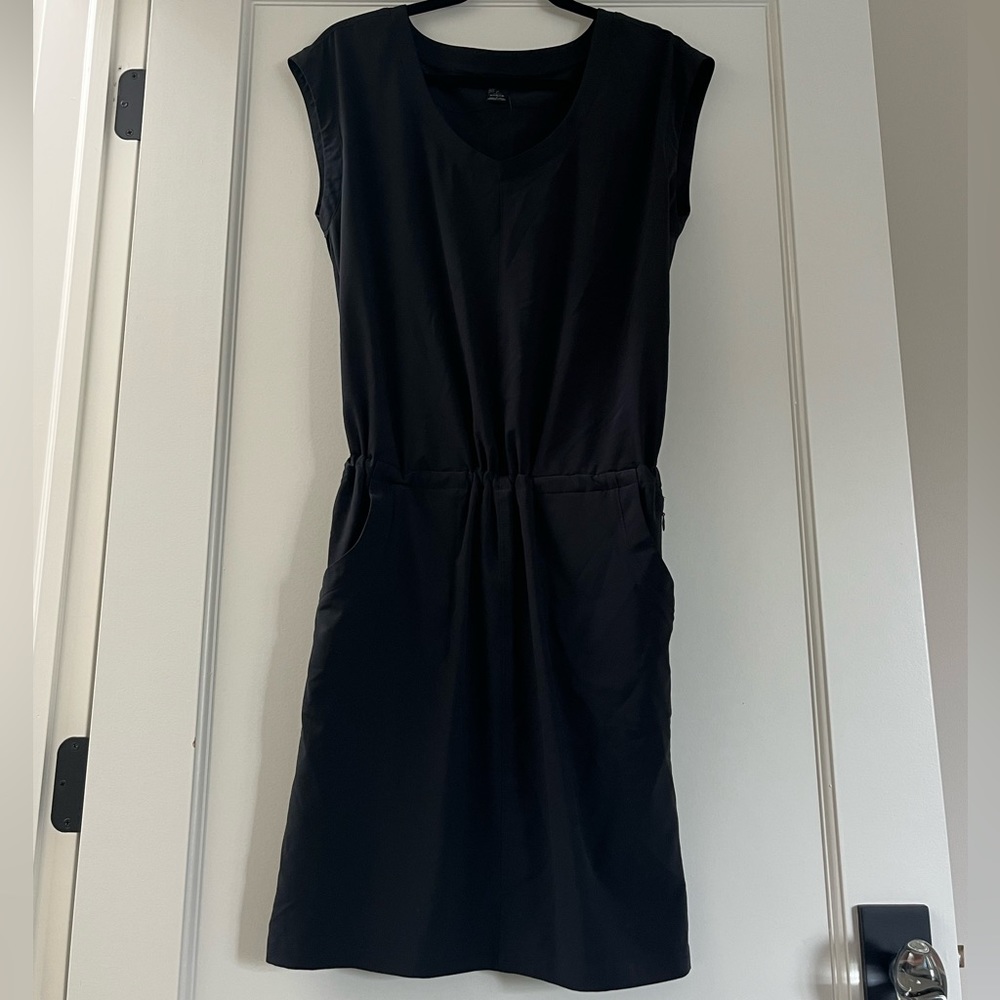 Prana black athletic dress with pockets